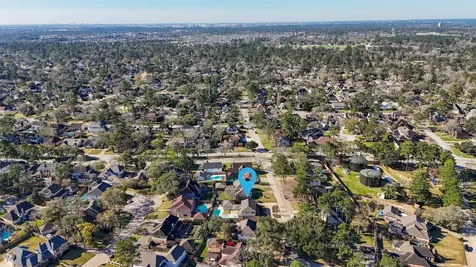 3323 Woodbriar Drive Houston TX 77068
