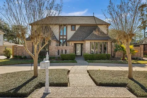 3323 Woodbriar Drive Houston TX 77068