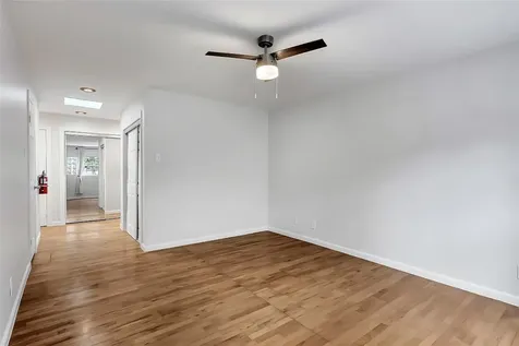 7 Briar Dale Court C Houston TX 77027