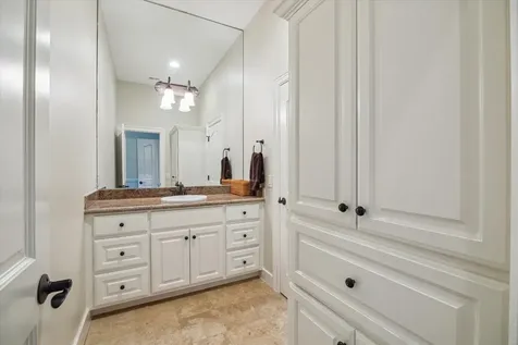 3319 Bridgeberry Lane Houston TX 77082