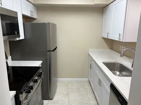 4645 Wild Indigo Street 366 Houston TX 77027