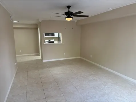 4645 Wild Indigo Street 366 Houston TX 77027