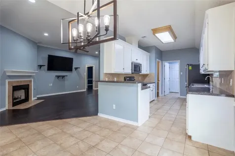 208 Bernburg Court College Station TX 77845