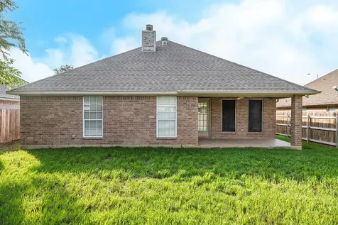 208 Bernburg Court College Station TX 77845