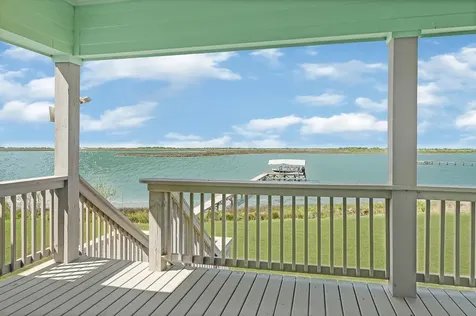 747 Waypoint Drive Palacios TX 77465