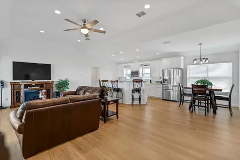 747 Waypoint Drive Palacios TX 77465