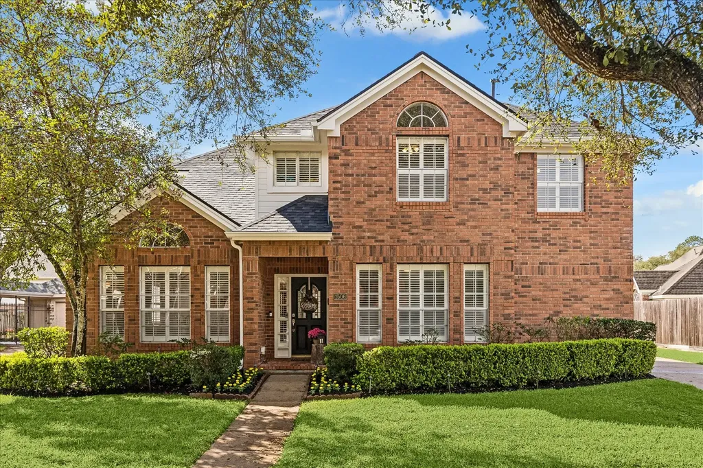1506 S Gabriel River Circle Sugar Land TX 77478