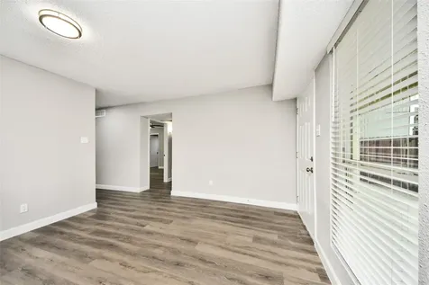 781 Country Place Drive 1017 Houston TX 77079