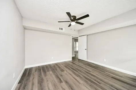 781 Country Place Drive 1017 Houston TX 77079