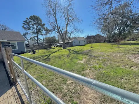 702 Marion Street Port Neches TX 77651