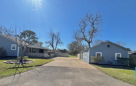 702 Marion Street Port Neches TX 77651