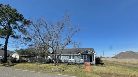 702 Marion Street Port Neches TX 77651