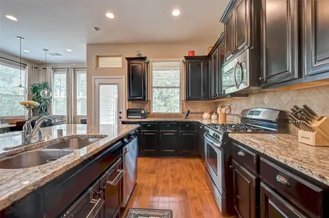 50 Cheswood Manor Drive The Woodlands TX 77382