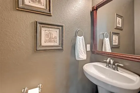 50 Cheswood Manor Drive The Woodlands TX 77382