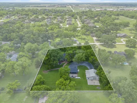 4002 Glenwood Drive Richmond TX 77406