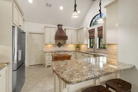 4002 Glenwood Drive Richmond TX 77406