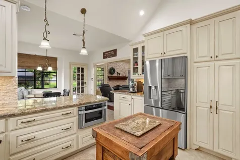 4002 Glenwood Drive Richmond TX 77406