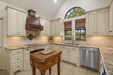 4002 Glenwood Drive Richmond TX 77406
