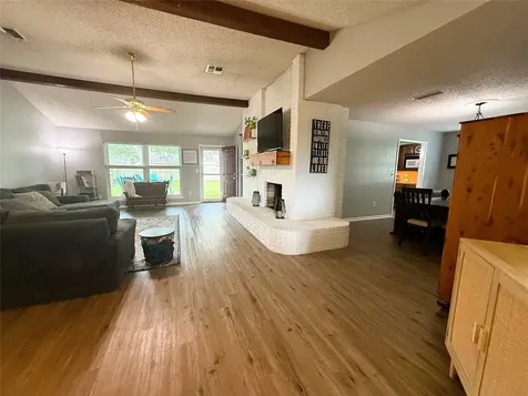 1006 Fairlane Drive Ganado TX 77962