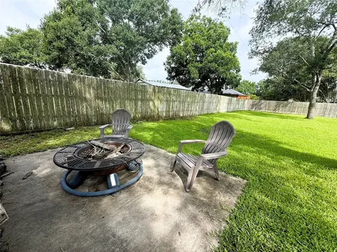 1006 Fairlane Drive Ganado TX 77962