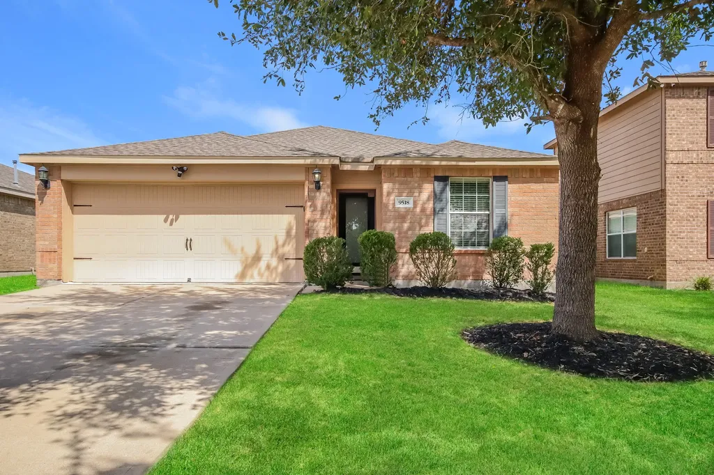 9518 Peridot Green Drive Rosharon TX 77583
