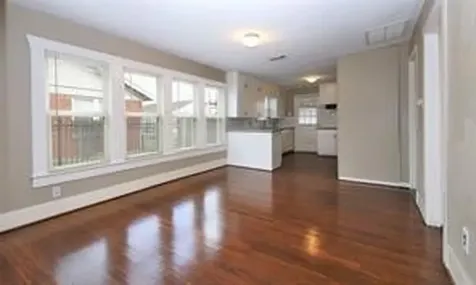 2527 Oakcliff Street Houston TX 77023