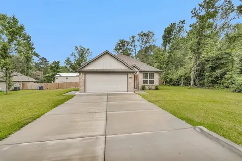 11158 Lake Drive Willis TX 77378