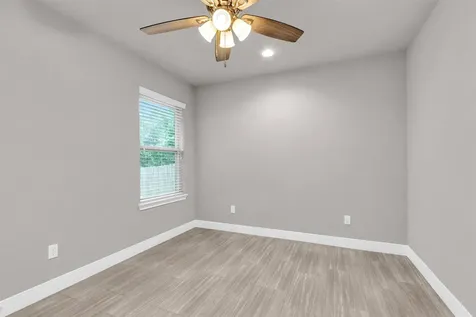 11158 Lake Drive Willis TX 77378