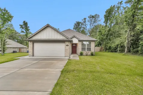 11158 Lake Drive Willis TX 77378