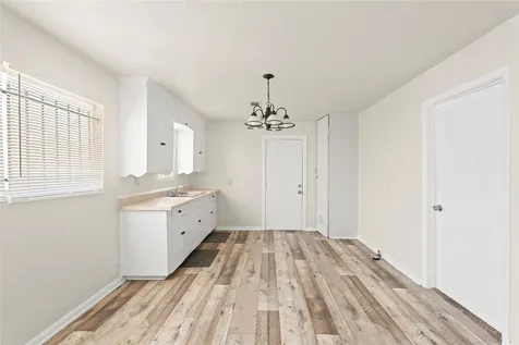 4906 Farmer Street Houston TX 77020
