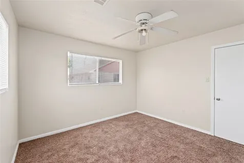 4906 Farmer Street Houston TX 77020