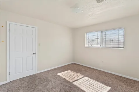 4906 Farmer Street Houston TX 77020