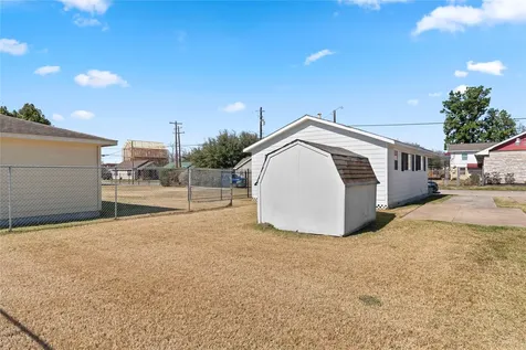 4906 Farmer Street Houston TX 77020