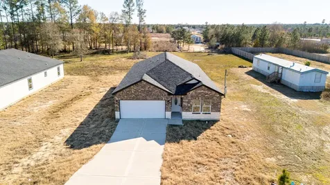 78 Road 5112 Cleveland TX 77327