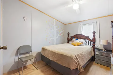 1309 S Franklin Avenue Cleveland TX 77327