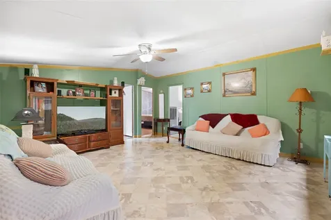 1309 S Franklin Avenue Cleveland TX 77327