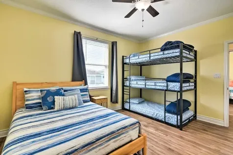 4022 Fort Bend Drive Galveston TX 77554