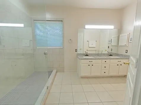 42 Tranquil Glade Place The Woodlands TX 77381