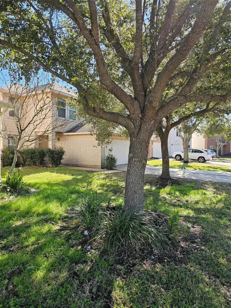 4839 Montclair Hill Lane Fresno TX 77545