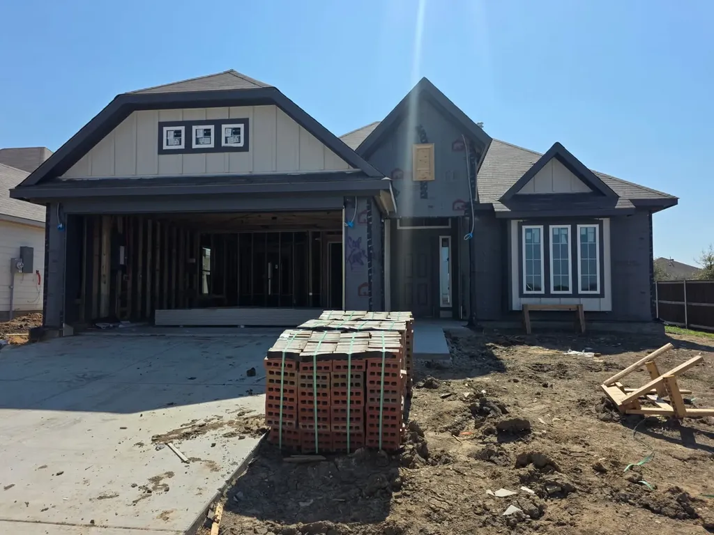1400 Lake Ridge Drive Brenham TX 77833