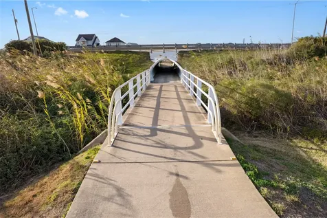 26003 Bay Breeze Drive Galveston TX 77554