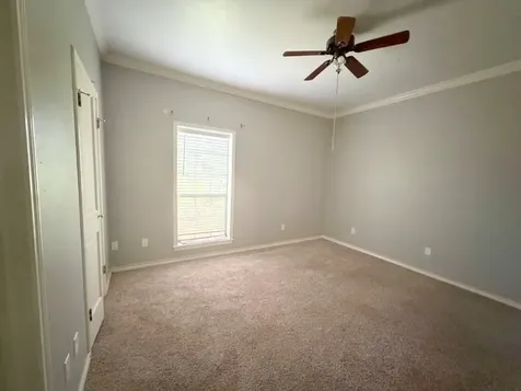 1123 Creekwood Street Crockett TX 75835