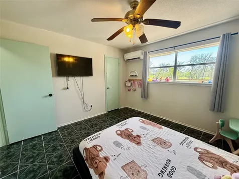 4183 County Road 571 West Columbia TX 77486
