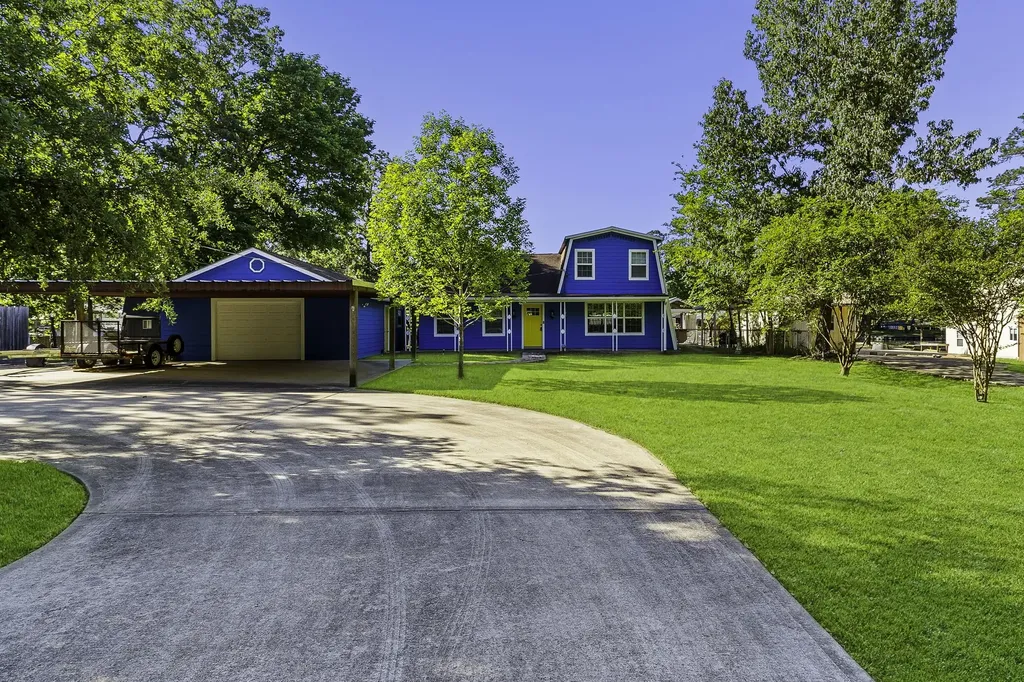 235 South Circle Drive Livingston TX 77351