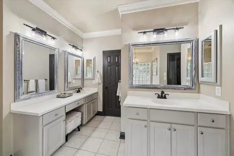 2806 Whispering Fern Court Kingwood TX 77345