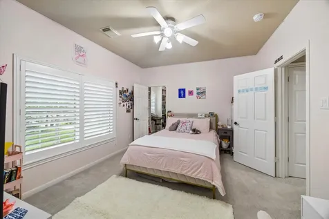 2806 Whispering Fern Court Kingwood TX 77345