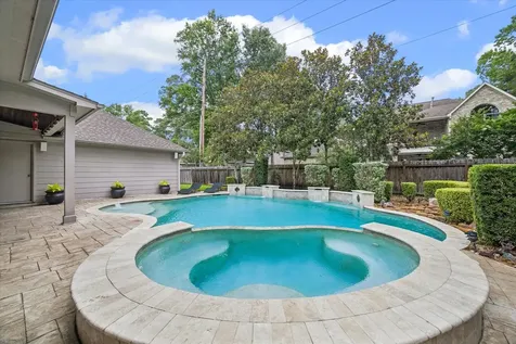 2806 Whispering Fern Court Kingwood TX 77345