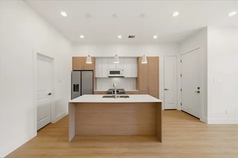 6514 Luce Street B Houston TX 77087