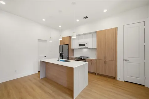 6514 Luce Street B Houston TX 77087