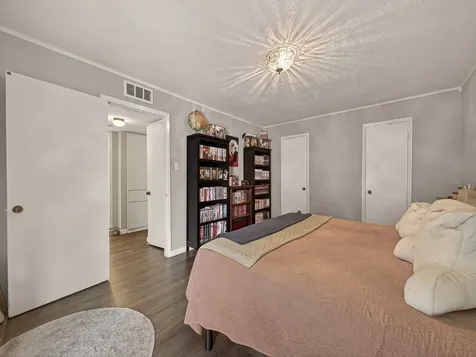 2511 Marilee Ln Unit 4 Houston TX 77057